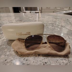 Diane Von Furstenberg "Scarlett" Aviator Sunglasses | DVF135S | Gold + Tortoise